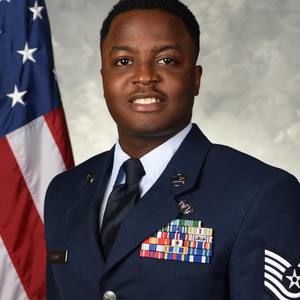 Meet your Posher, Leon